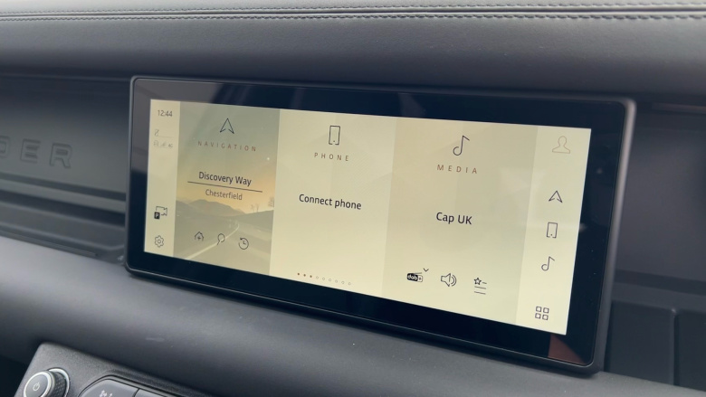 Land Rover Defender 2.0 P300 X-Dynamic SE 90 3dr Auto Petrol Estate